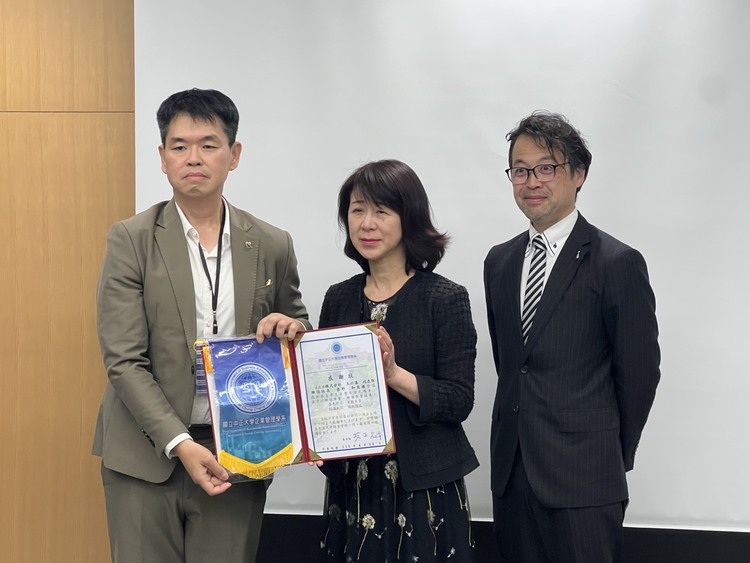 中正大學企管系MBA訪問團在黃正魁系主任規劃、鄭祥麟教授帶隊參訪由布院玉之湯，由董事長兼總經理桑野和泉親自接待並分享日本溫泉觀光與地方創生模式